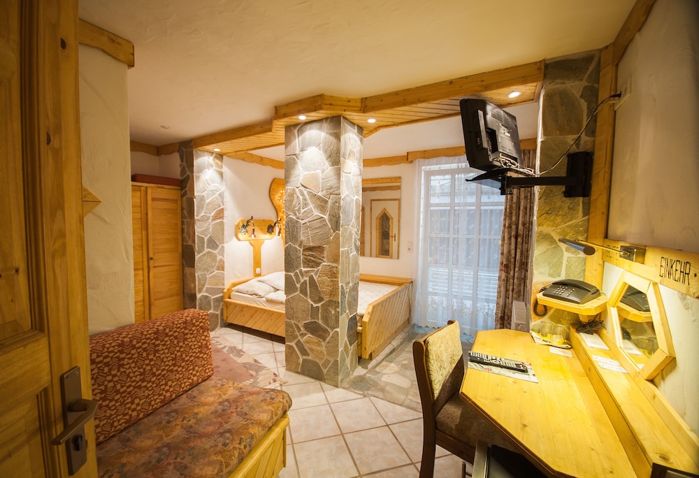 Hotel & Restaurant Elbschetal — hotel in Wetter