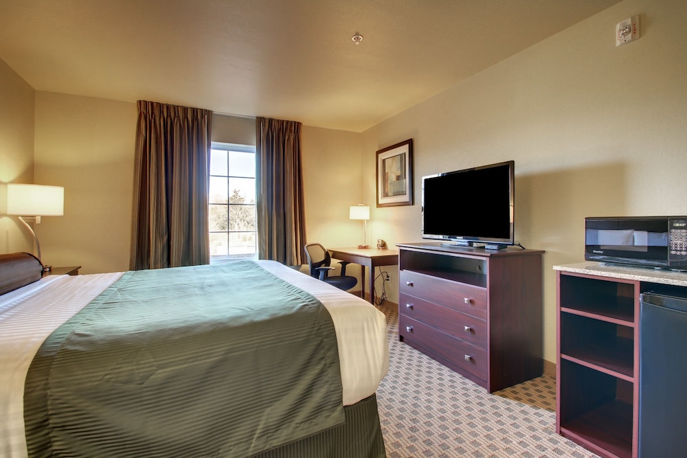 Cobblestone Hotel & Suites Charlestown IN - photo 9