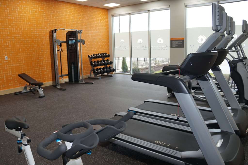 La Quinta Inn & Suites by Wyndham Lewisville - photo 12