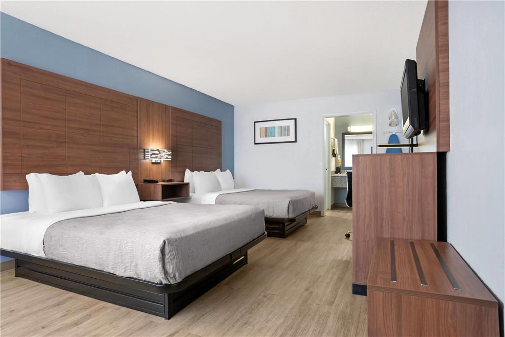 Quality Inn & Suites near Lake Eufaula - photo 13