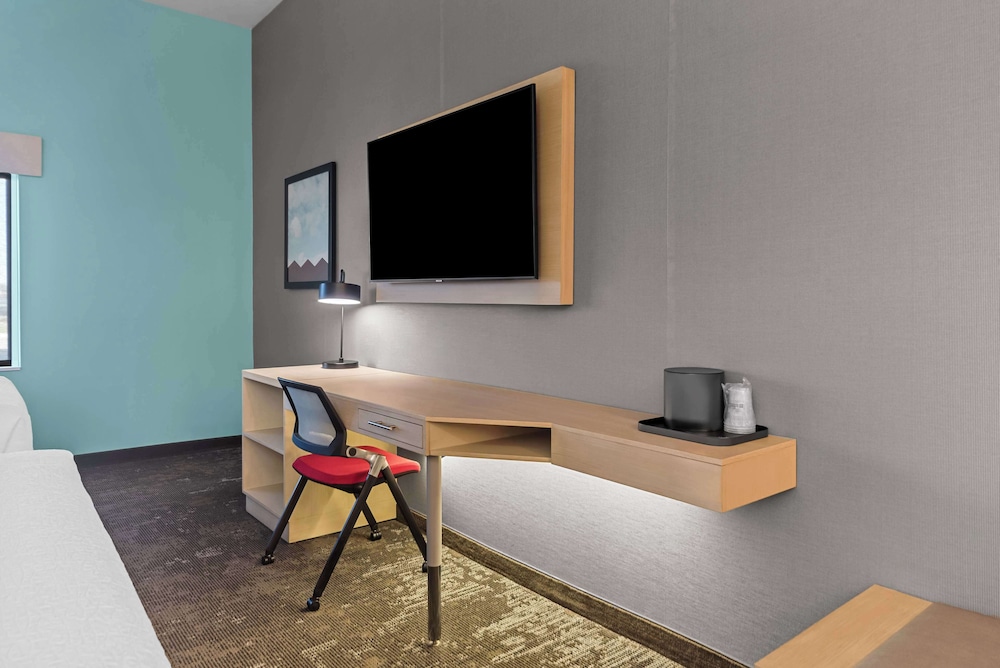 Best Western Plus Ogallala Inn - photo 18