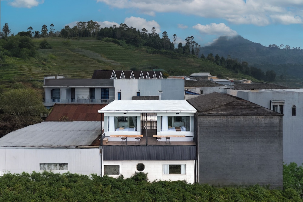Fortune Cube - carbon neutral hotel in Wonosobo