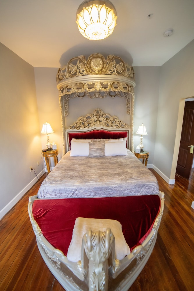 Oak Park Inn - photo 2