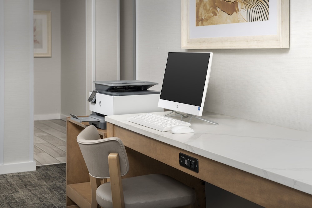 Staybridge Suites San Antonio by IHG - photo 20