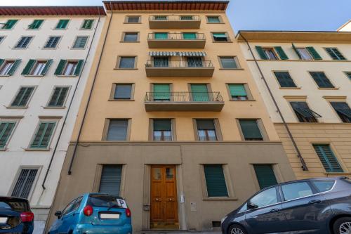 Shiny Florence — 4-Star Luxury Hotel in Florence, Italy