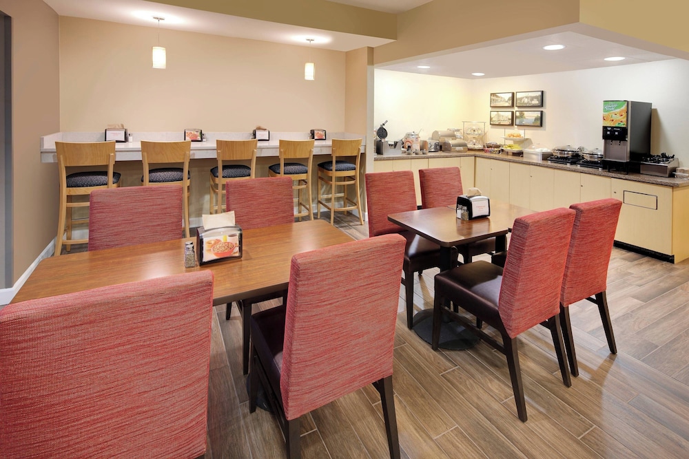 TownePlace Suites by Marriott Bentonville Rogers - photo 29