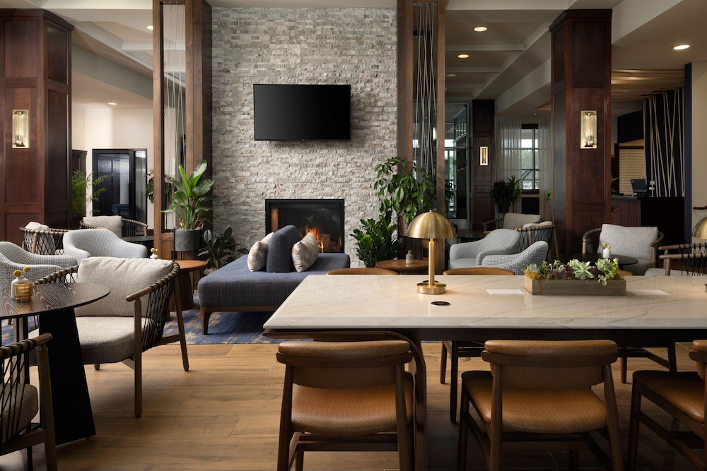 Sheraton Erie Bayfront Hotel - photo 5