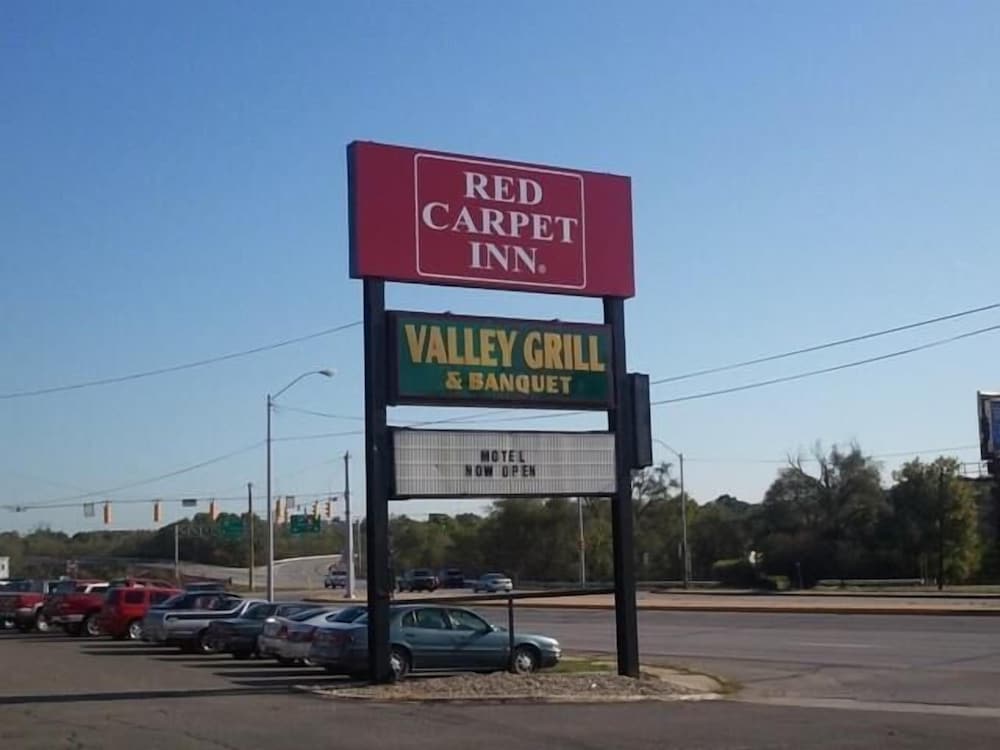Red Carpet Inn Terre Haute - featured photo