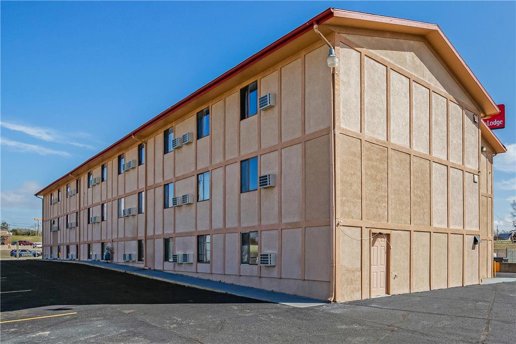 Econo Lodge Junction City I 70 Near Fort Riley - photo 6