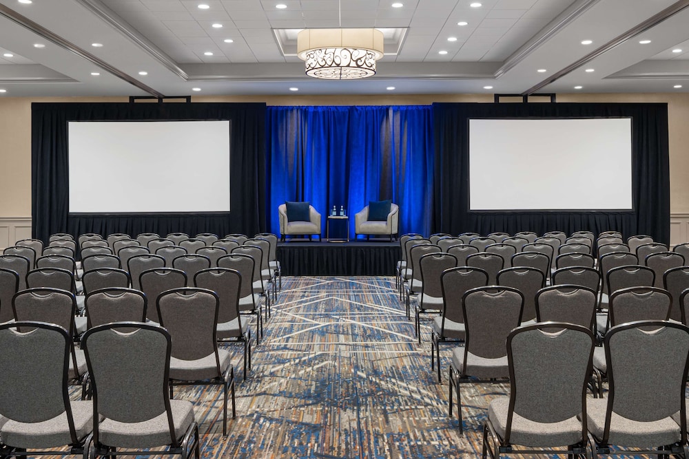 The Alloy King of Prussia a DoubleTree by Hilton - photo 50