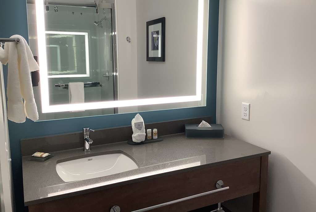 La Quinta Inn & Suites by Wyndham Littleton Red Rocks - photo 26