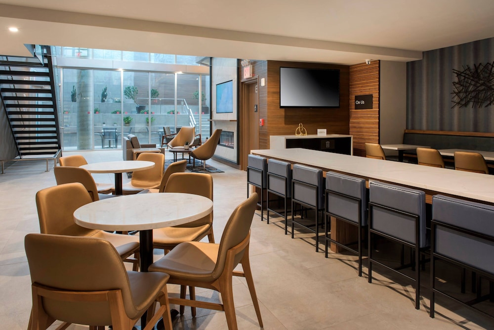 TownePlace Suites by Marriott New York Long Island City Manhattan View - photo 19