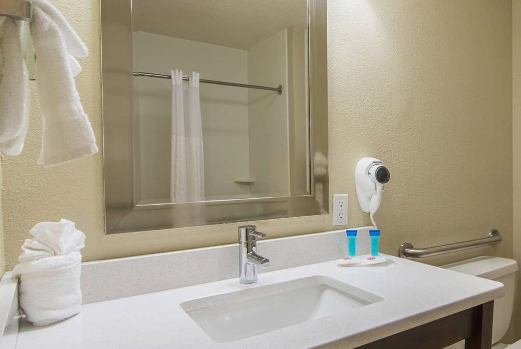 Baymont by Wyndham North Myrtle Beach - photo 12