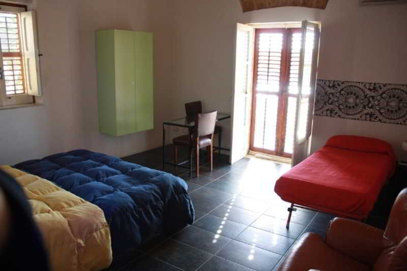 Lerux Affittacamere - carbon neutral hotel in Agrigento