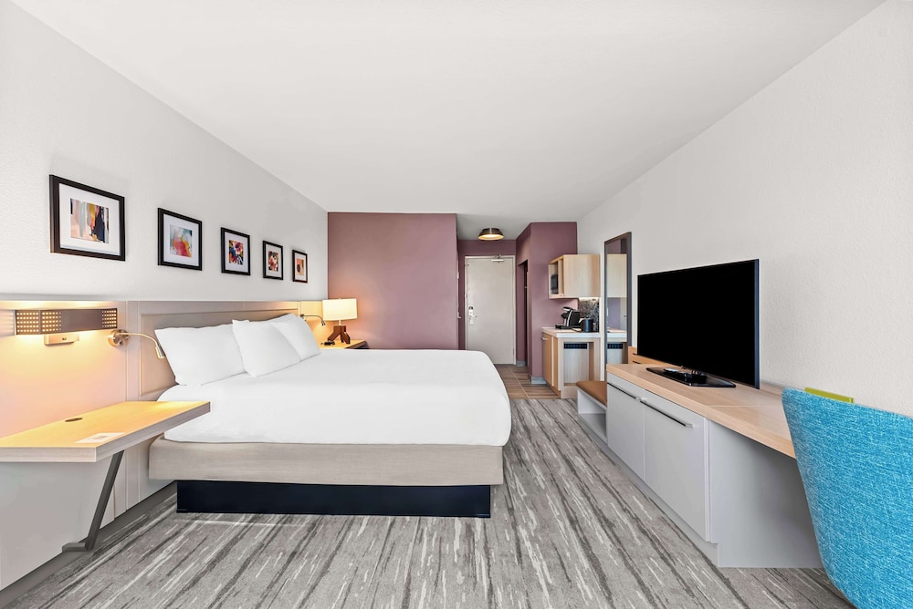 Hilton Garden Inn Seattle North Everett - photo 15