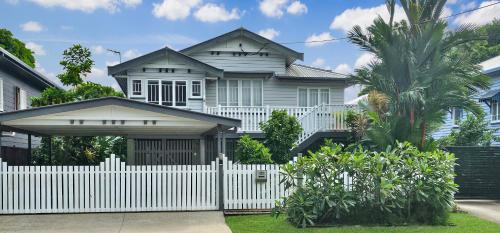 Lakehouse Properties Alia’s Estate Central Cairns in Cairns, Australia