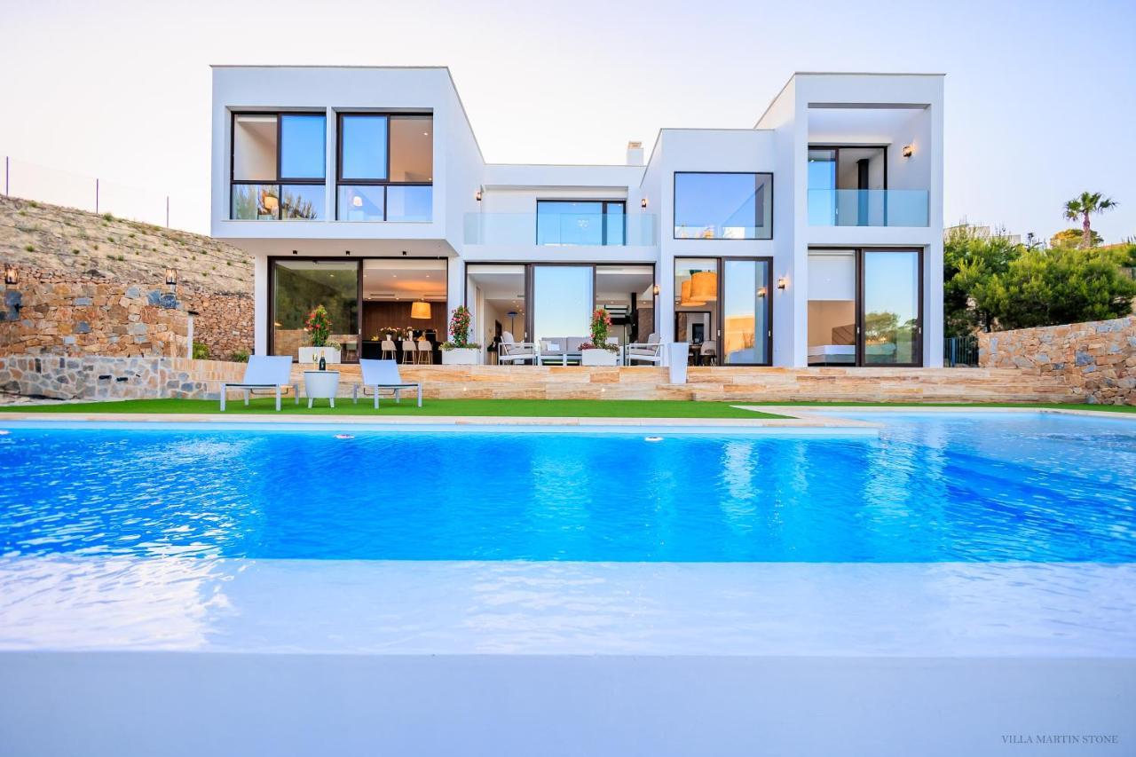 Villa Martin Stone las Colinas Golf Country — 4-Star Luxury Hotel in Orihuela, Spain