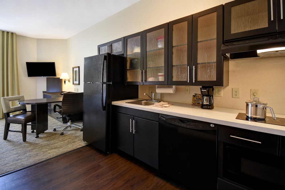 Candlewood Suites St. Clairsville by IHG - photo 16