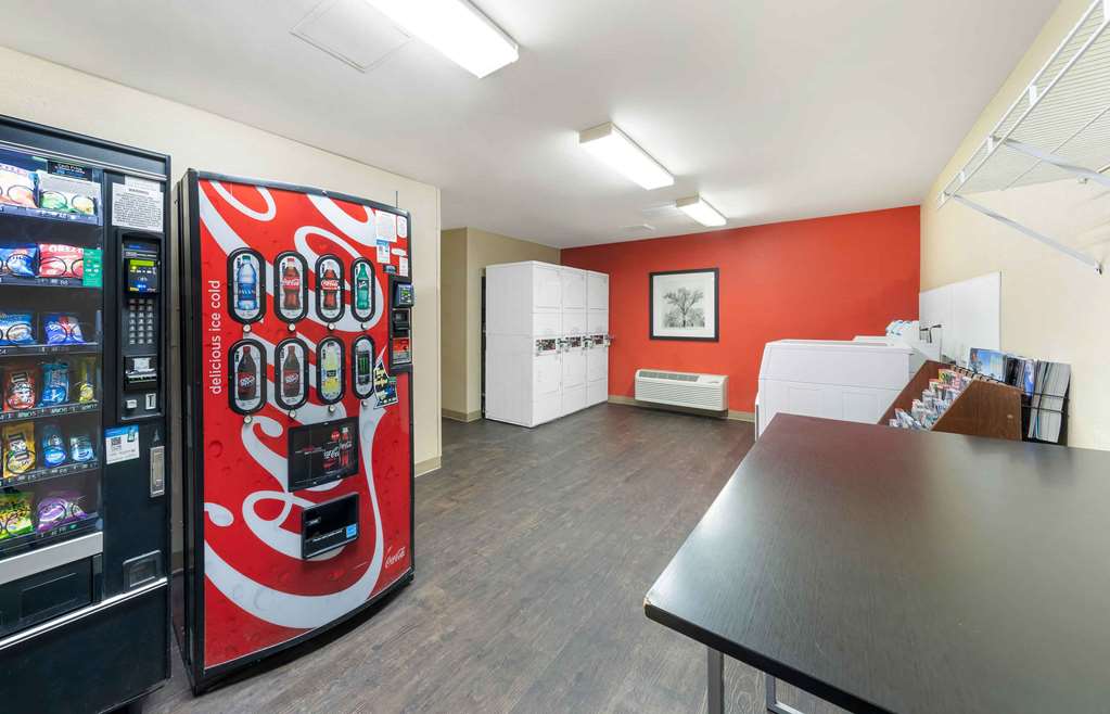 Extended Stay America Suites Los Angeles Valencia - photo 37