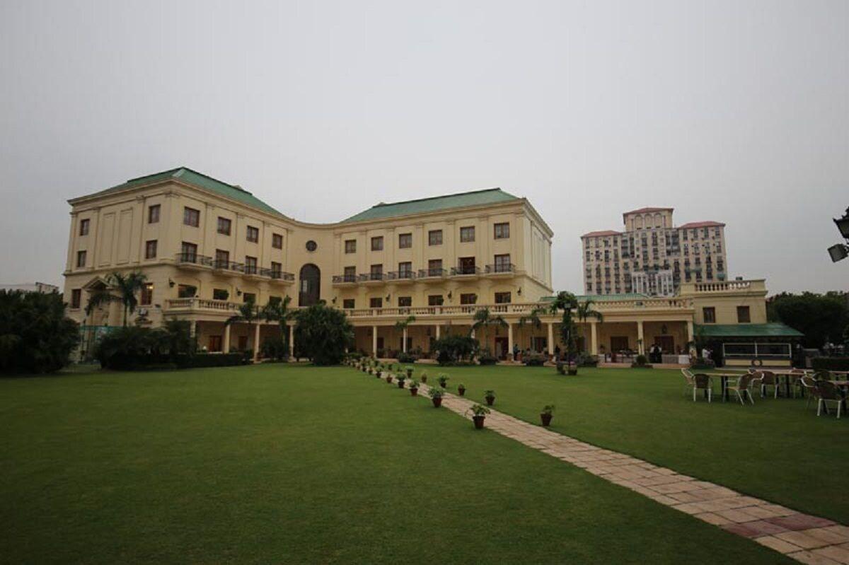 Dlf Club 4 in Gurgaon, India