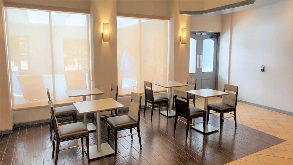 Holiday Inn Staunton Conference Center by IHG - photo 53