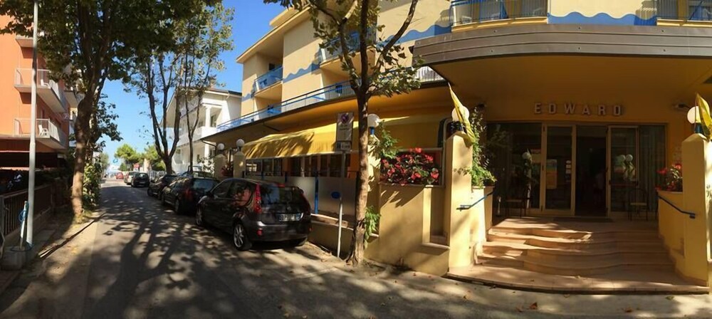 Hotel Edward - last minute hotel in Rimini