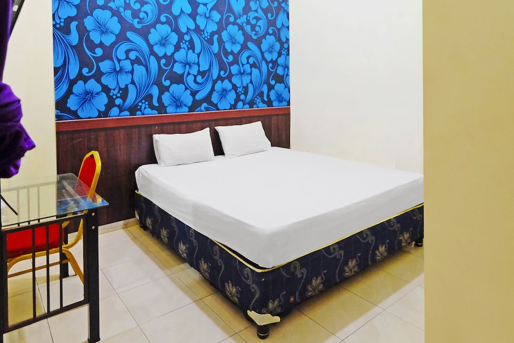 Hotel O Wisma Idola Palopo — Palopo