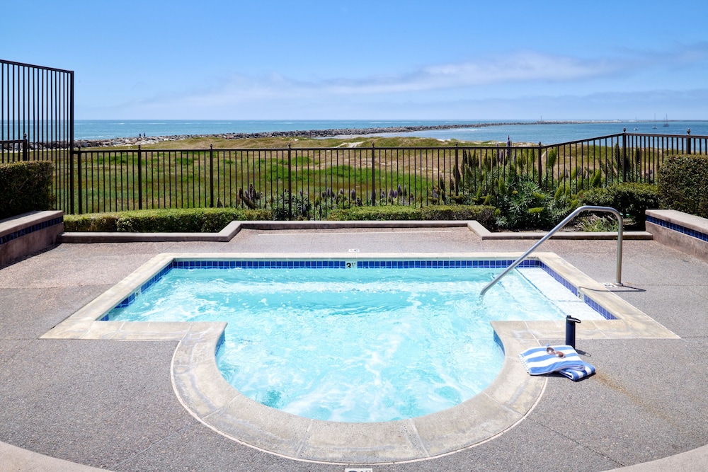 The Beach House Hotel Half Moon Bay - photo 26