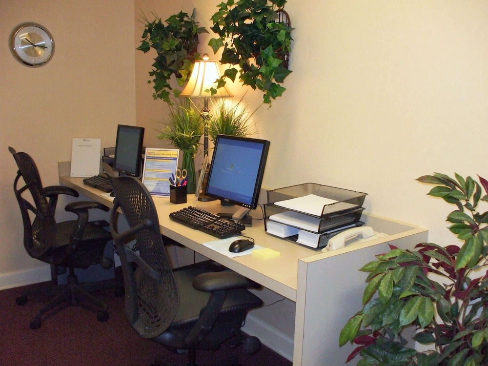 Hilton Garden Inn Columbus Airport - photo 36