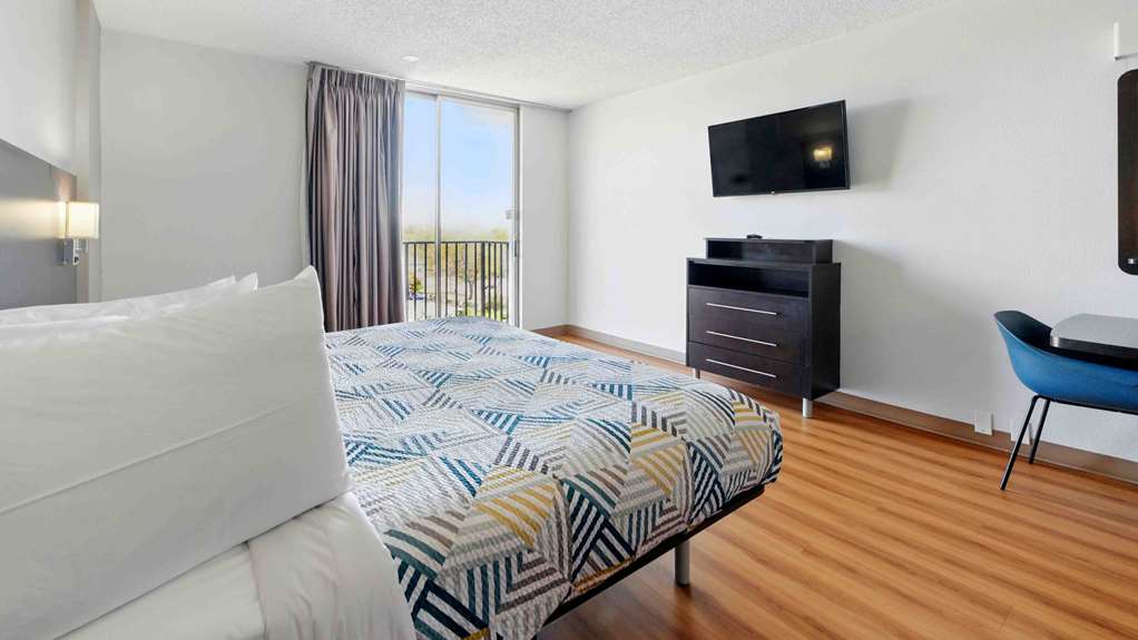 Motel 6 Atlanta GA Atlanta Airport - photo 18
