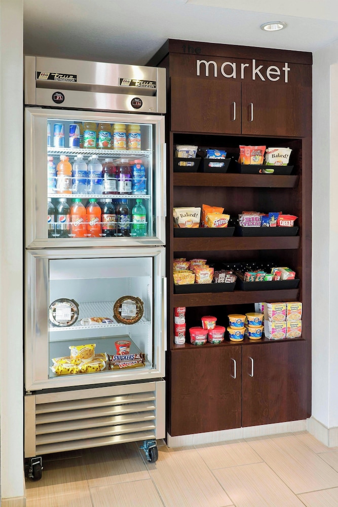 SpringHill Suites Phoenix North - photo 14