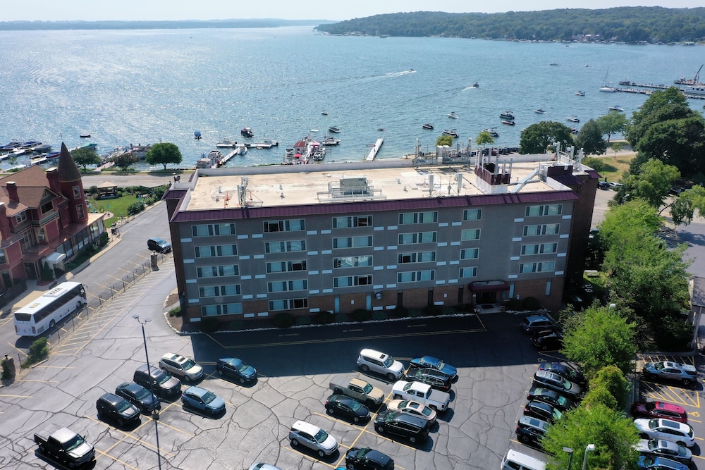Harbor Shores on Lake Geneva - photo 87