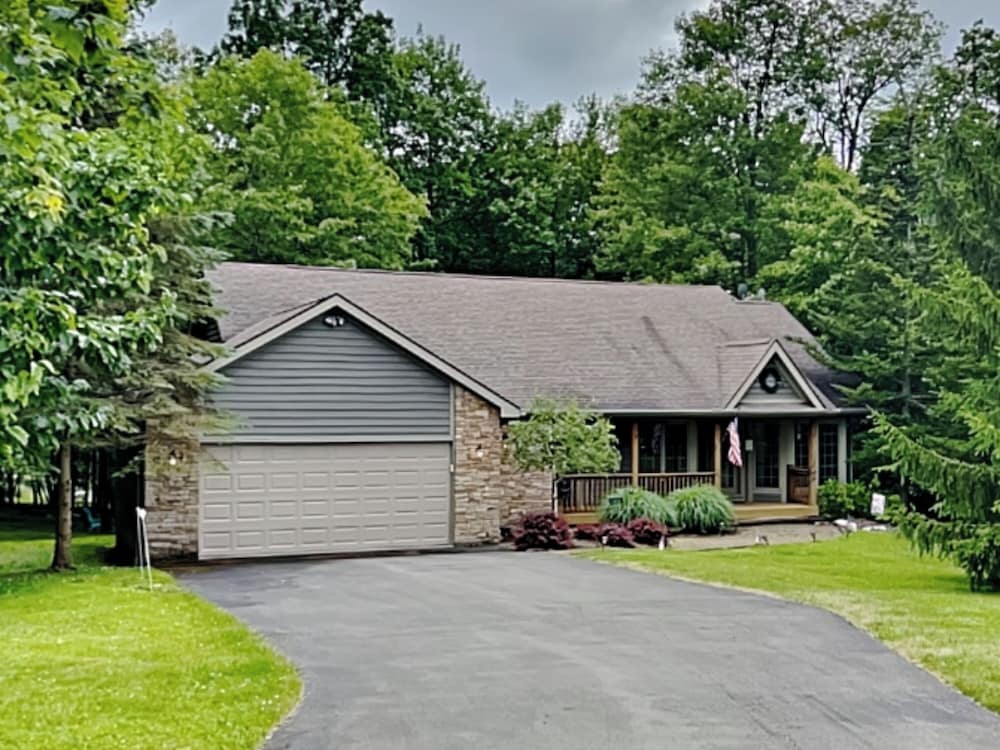 Butterfly Retreat in Oakland, United States