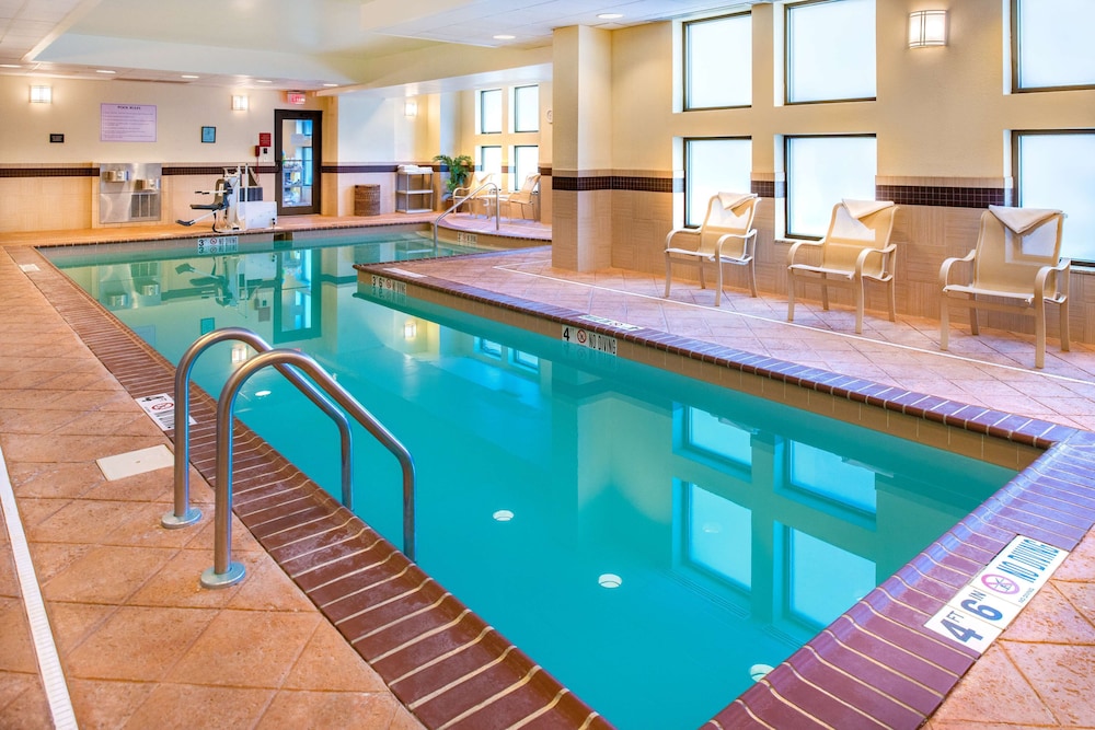 Hampton Inn & Suites National Harbor Alexandria Area - photo 21