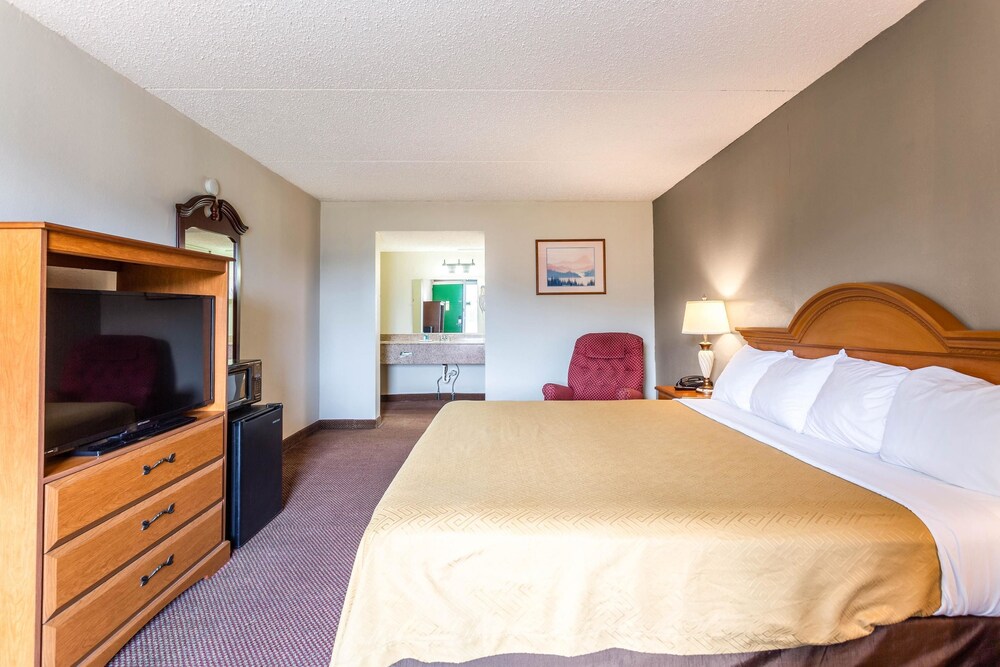 FairBridge Inn Express Renfro Valley - photo 6
