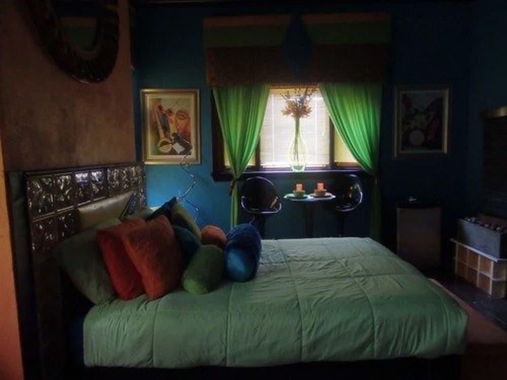 Central West End B&B - photo 23
