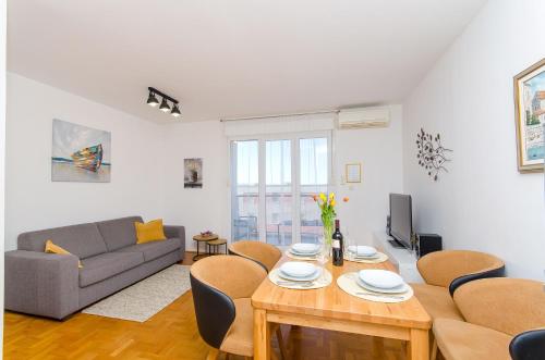 Apartment Smile with secure private garage — 4-Star Luxury Hotel in Split, Croatia
