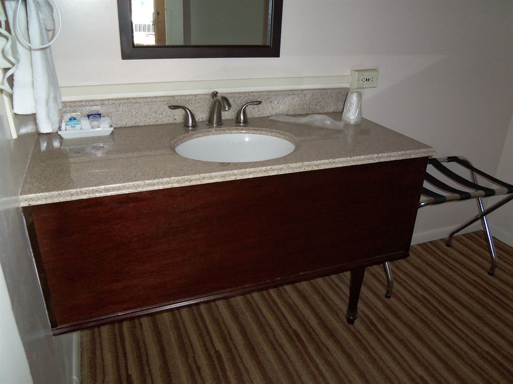 Apollo Motor Inn - photo 27