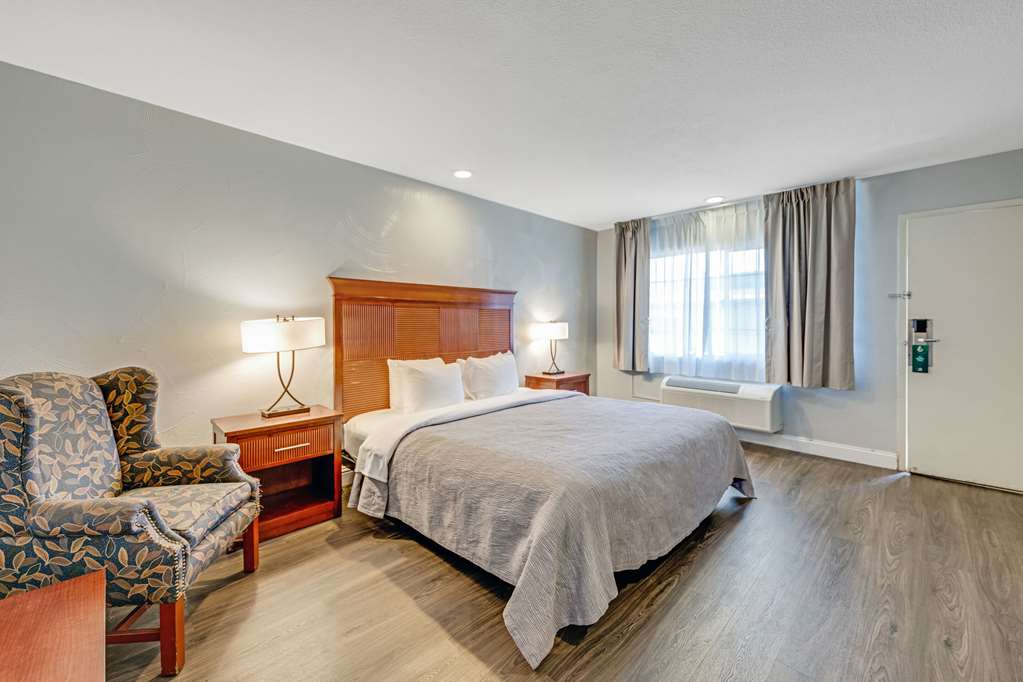 Quality Inn Santa Cruz - photo 12