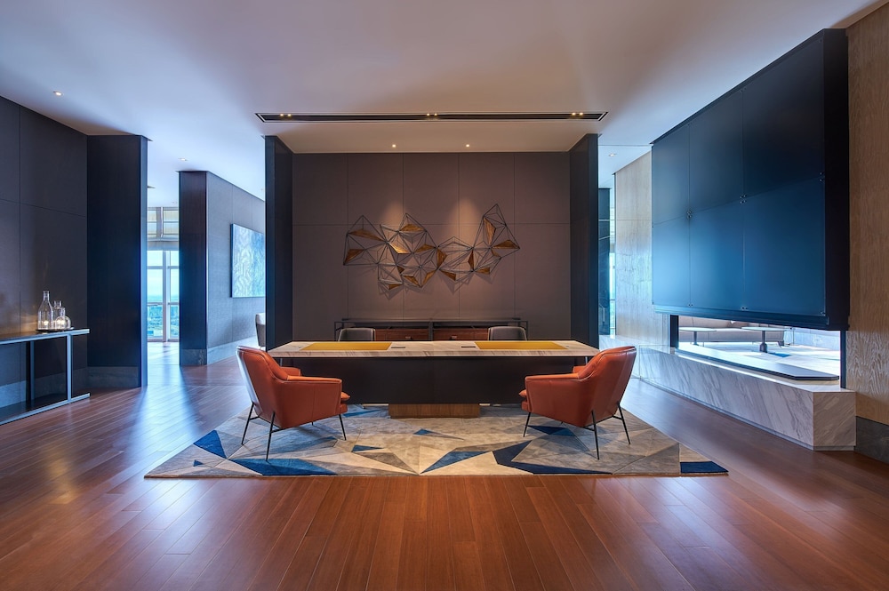 Le Méridien Petaling Jaya — 5-Star Luxury Hotel in Petaling Jaya, Malaysia