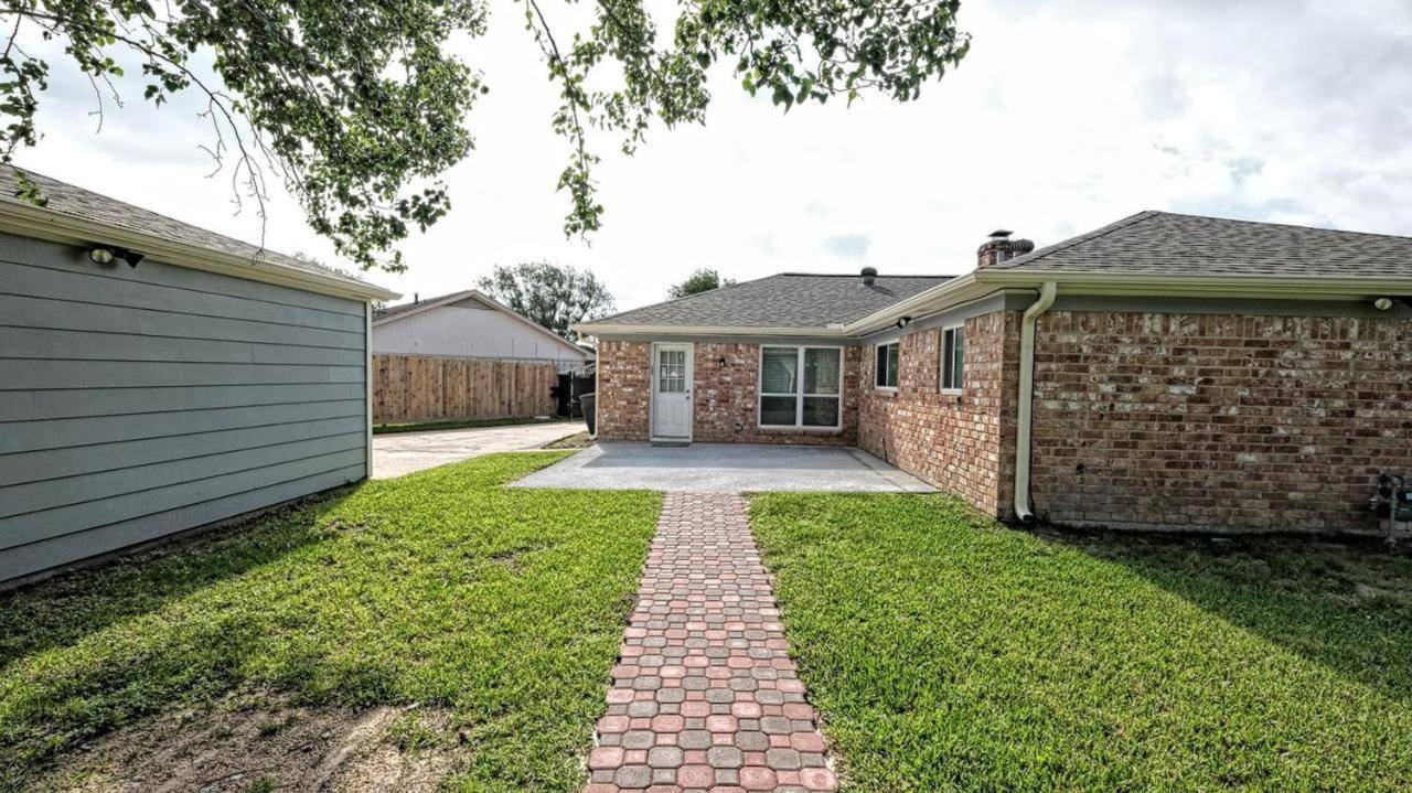 3Bdrm 2Bath 5Beds NRG Medical Center Galleria Missouri City - photo 26