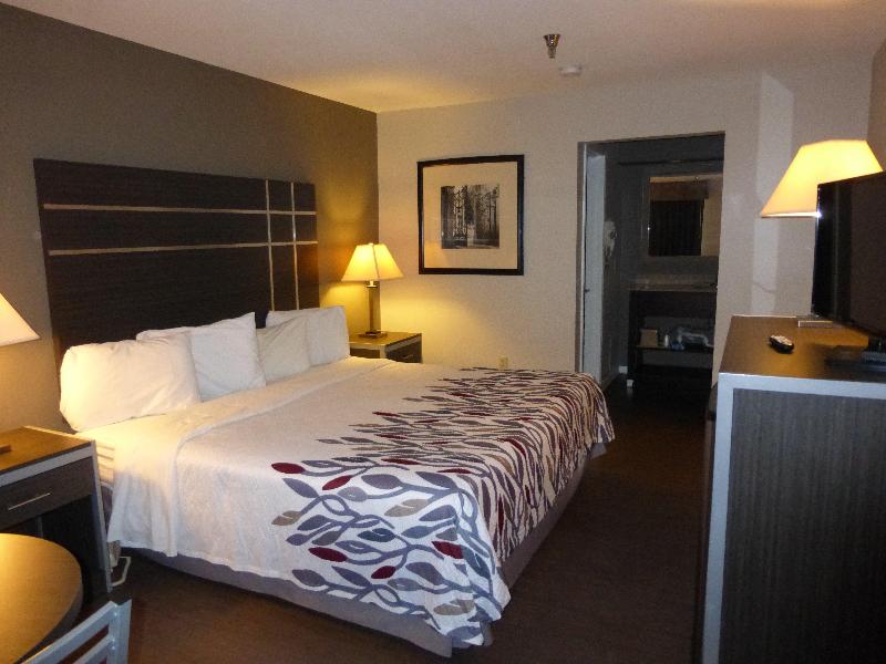 Red Roof Inn Columbia TN - photo 21