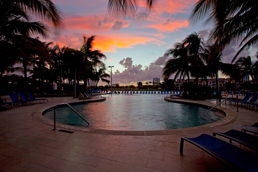 Doubletree Resort by Hilton Hollywood Beach - photo 34