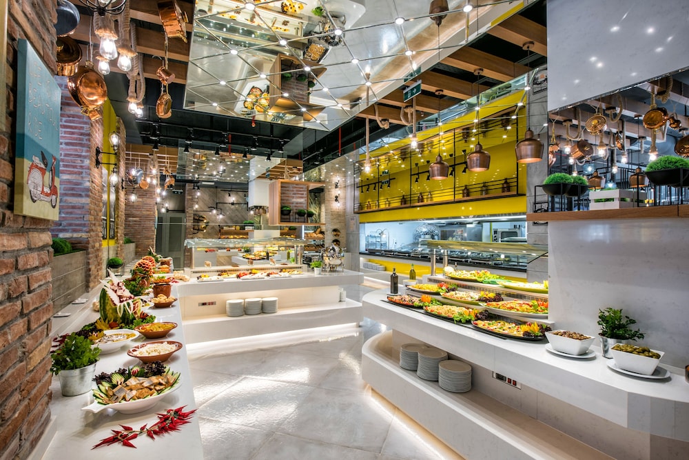 מזון ומשקאות