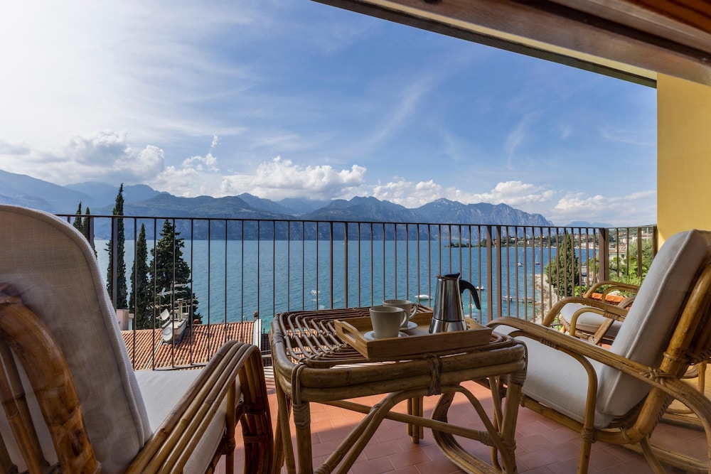 Casa Val di Sogno Malcesine — 4-Star Luxury Hotel in Malcesine, Italy