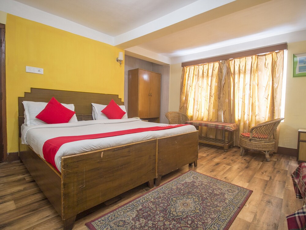 OYO 22431 Pradhan Residency - last minute hotel in Darjiling