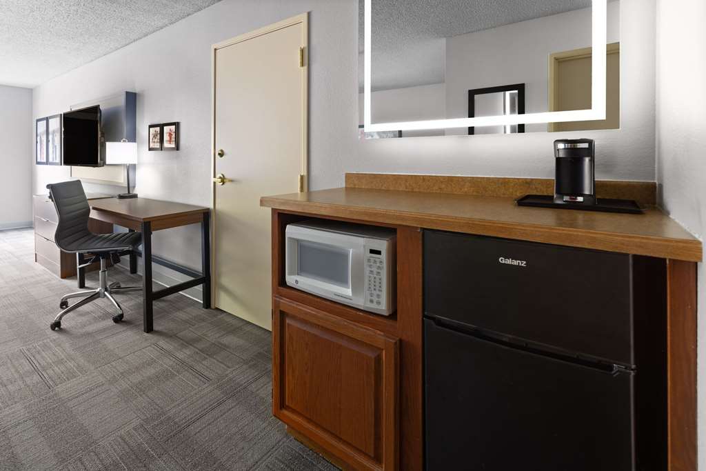 AmericInn by Wyndham Iron Mountain - photo 30