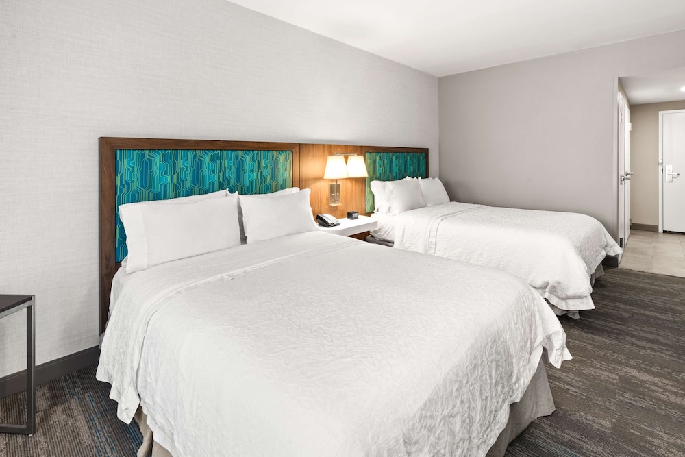 Hampton Inn Seekonk - photo 11