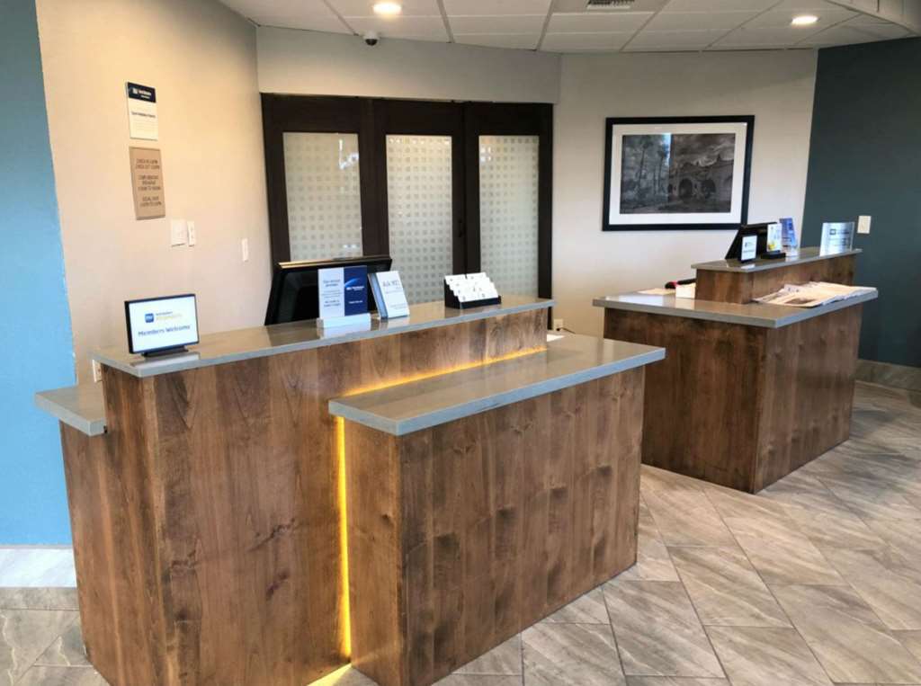 Best Western InnSuites Tucson Foothills Hotel & Suites - photo 3