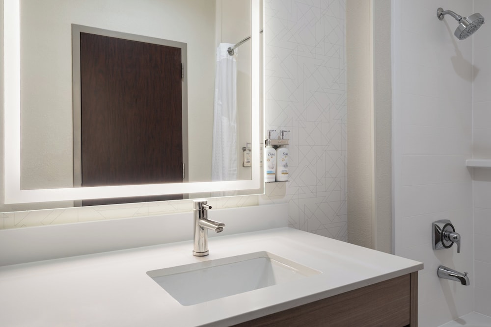 Holiday Inn Express & Suites American Fork North Provo by IHG - photo 23